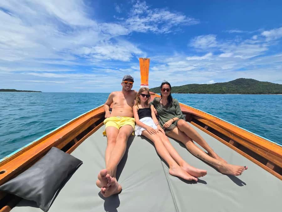Koh Samui: Electric Long-tail Boat Eco Tour to Pig Island - Pig Island and the local beach pigs