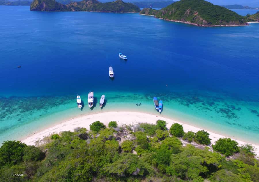 Komodo Islands: Private 2-Day Wooden Boat Tour - Key points to know before booking