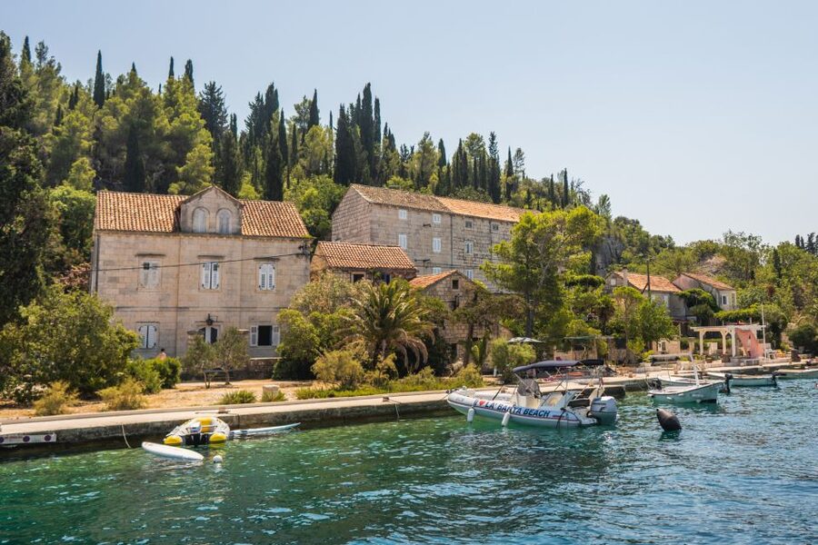 Korčula 3 ISLAND CATAMARAN TOUR Badija - Vrnik - Stupe - What the catamaran adds to the day