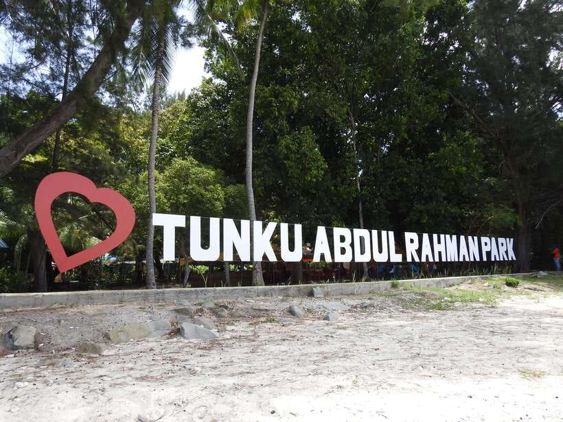 Kota Kinabalu: Island Hopping with Snorkeling & Meal - Starting at Jesselton Point before 9:30am