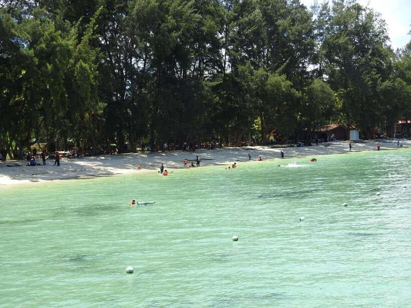 Kota Kinabalu: Island Hopping with Snorkeling & Meal - What to bring for a better day