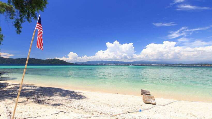 Kota Kinabalu: Snorkeling & Island Hopping Sapi & Manukan - Lunch on Sapi and the real value of the package