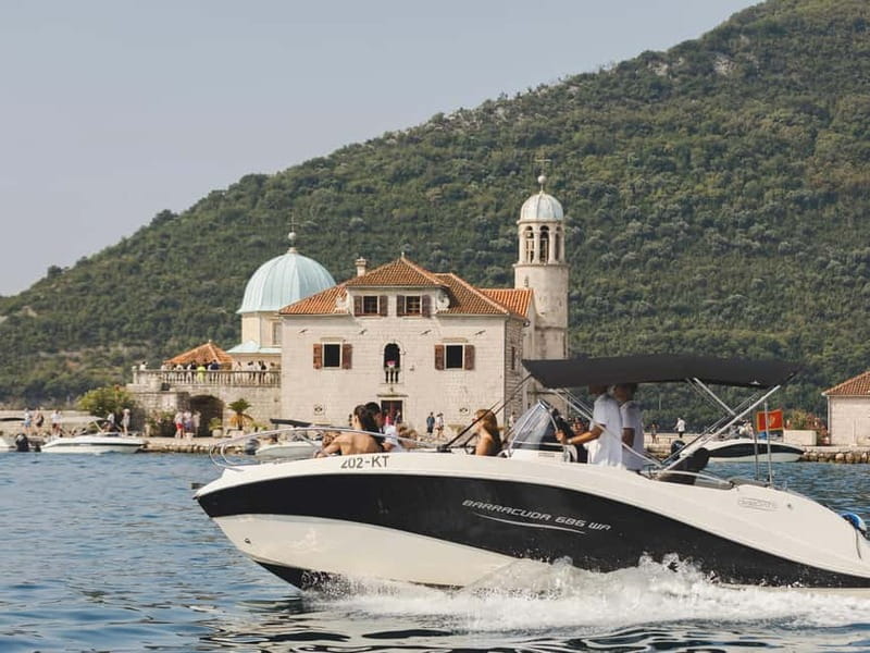 Kotor: Perast and Island- Lady of the Rocks-Speedboat Tour - Perast: Palaces, Churches, and Waterfront Time