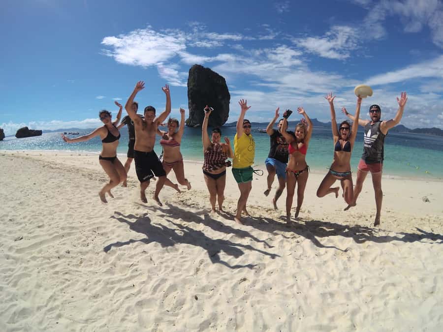 Krabi: 4 Island Sunset Small Group Tour with Night Snorkel - Poda Island turns lunch into a beach break