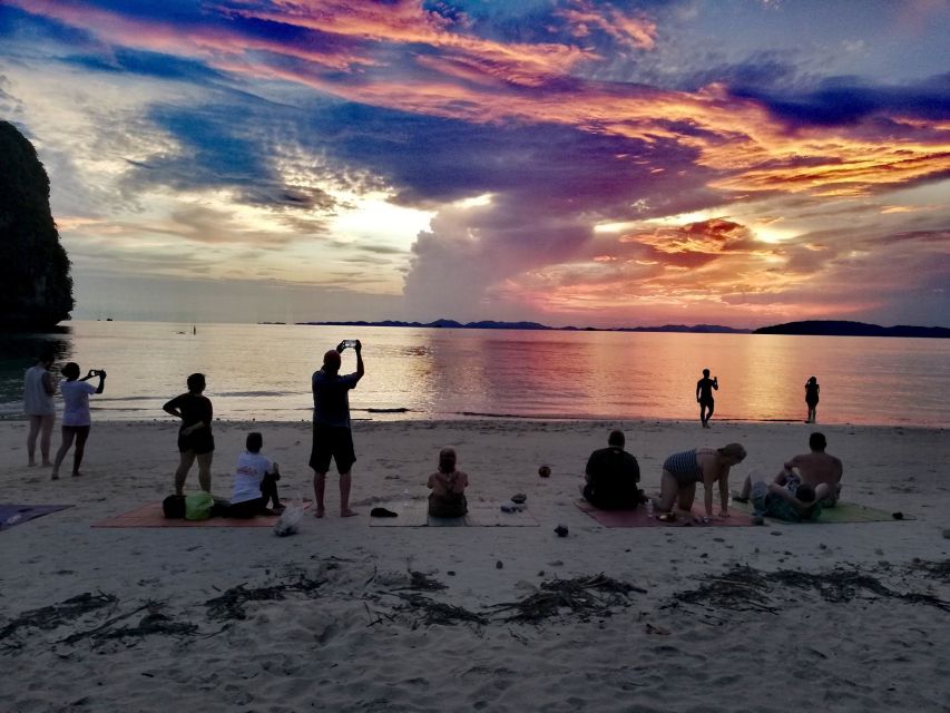 Krabi: 4 Island Tour, Sunset+Plankton, Small Group 12 pax - Tup Island and the changing sandbar