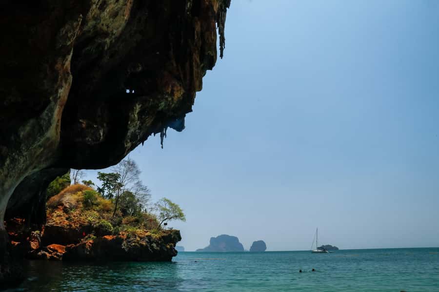 Krabi: 4 Islands Day Tour by Speedboat or Longtail Boat - What to pack for a saltwater day