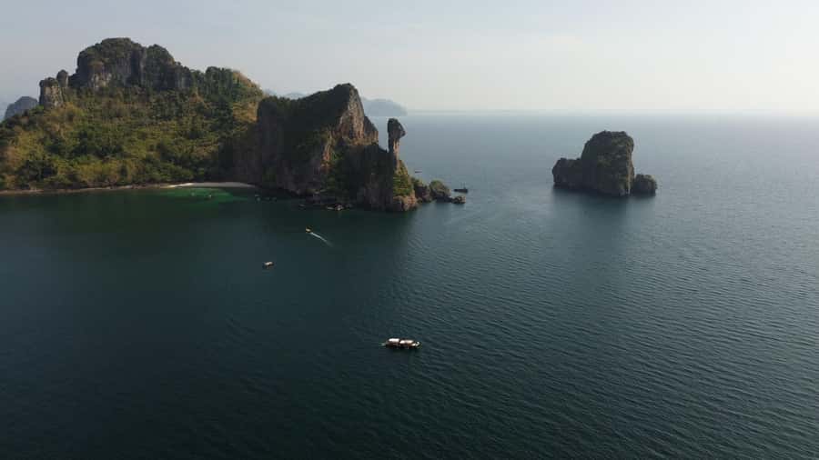 Krabi: 4 Islands Day Tour by Speedboat or Longtail Boat - Koh Poda, white sand, and Thai lunch