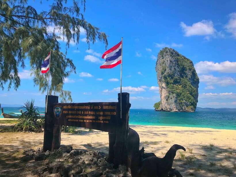 Krabi: 4 Islands Longtail Boat Tour with Lunch - A six-hour introduction to Krabi’s island coast