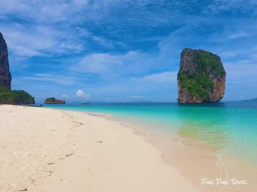 Krabi: 4 Islands Longtail Boat Tour with Lunch - Watching the tide reveal the Separated Sea