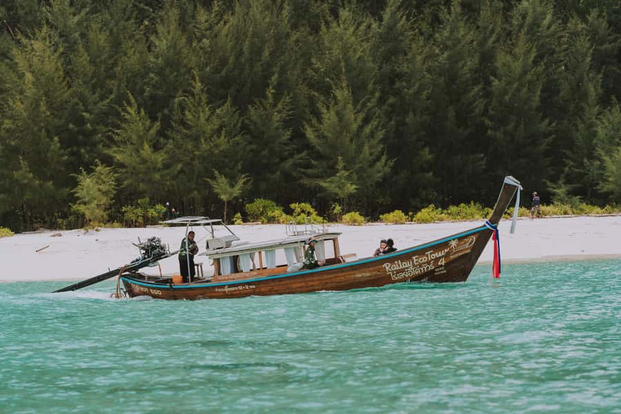 Krabi: 4-Islands Luxury Longtail Boat Private Half Day Tour - Tup Island and the sandbar connection