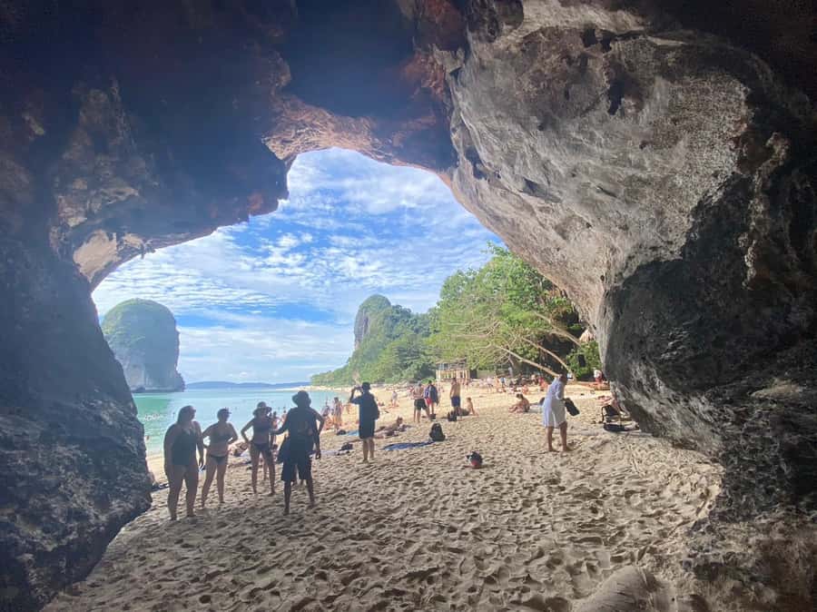 Krabi: 4 Islands Private Full-Day Tour by Longtail Boat - Weather, tide, and the pace of the day