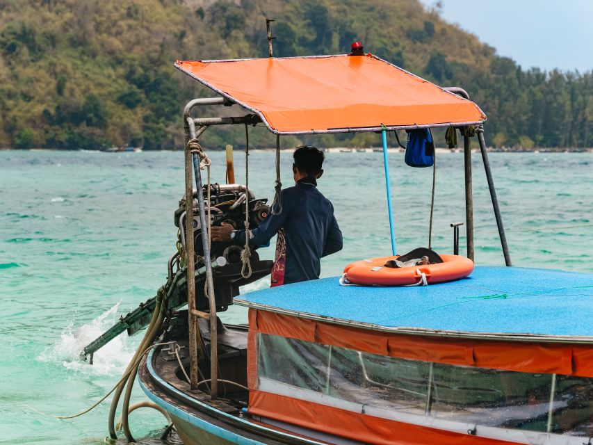 Krabi: 4 Islands Tour by Longtail Boat & Thai Buffet Lunch - What the guides add to the day