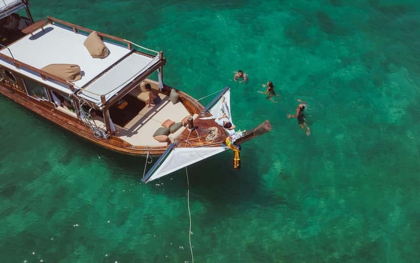 Krabi: 7 Island Tour by Luxury Longtail Boat with Snorkeling - Railay Bay begins the coastal show