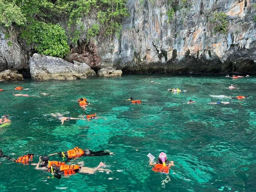 Krabi: 7 Islands Speedboat Magic to Twilight Treasures - Two hours on Poda Island for sunset