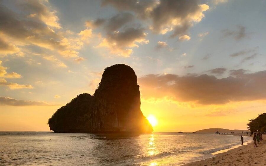 Krabi: 7 Islands Sunset Hopping Cruise with BBQ & Plankton - Chicken Island brings the snorkeling