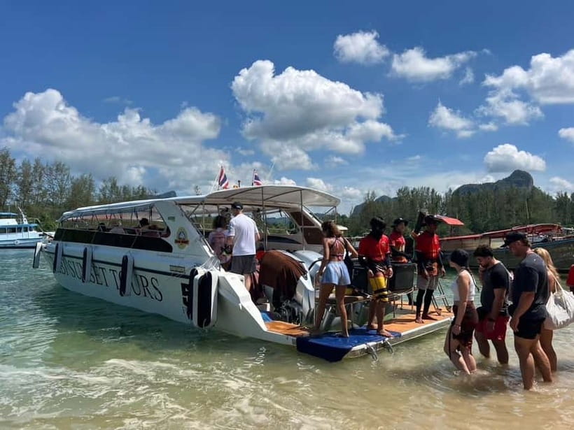 Krabi: Blue Horizon Speedboat to Hong & Paradise Islands - Pakbia Island offers a short sandbar photo stop