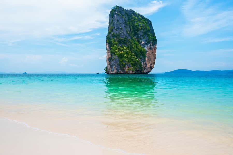 Krabi: Half/Full Day 4 Islands Private Local Long Tail Boat - Tup Island and the sandbar setting
