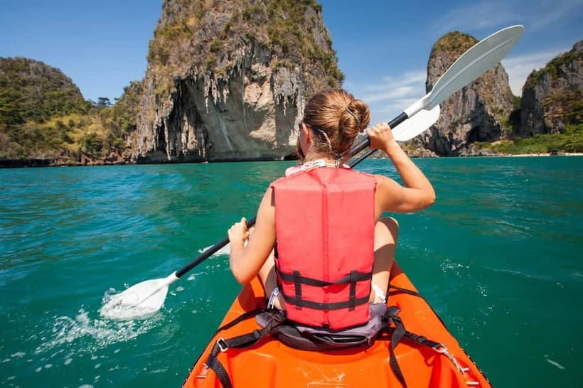 Krabi: Hong Island Longtail Boat & Kayak Tour w Buffet Lunch - Koh Daeng: clear water with changing conditions