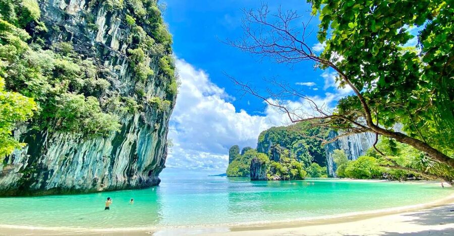 Krabi: Hong Island Tour by Longtail Boat with Kayak Option - A seven-hour island day from Krabi