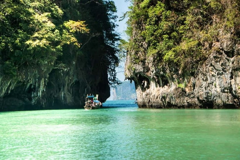Krabi: Hong Island with Kayaking by speedboat - What this Krabi island day is really like