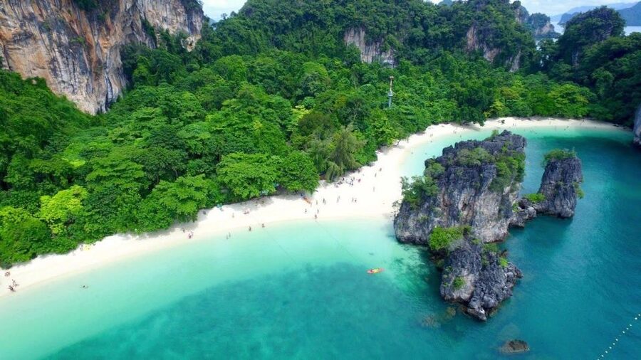 Krabi: Hong Islands Day Tour by Longtail Boat - Longtail boat comfort and group size