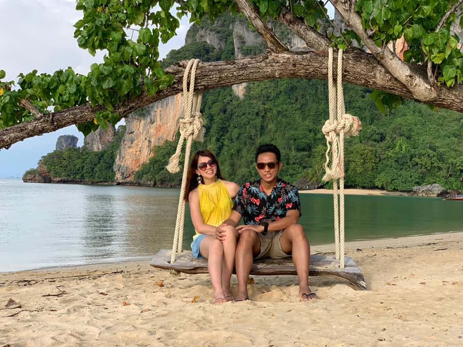 Krabi: Hong Islands Private Longtail Boat Tour - Leaving Ao Nang for Hong Island