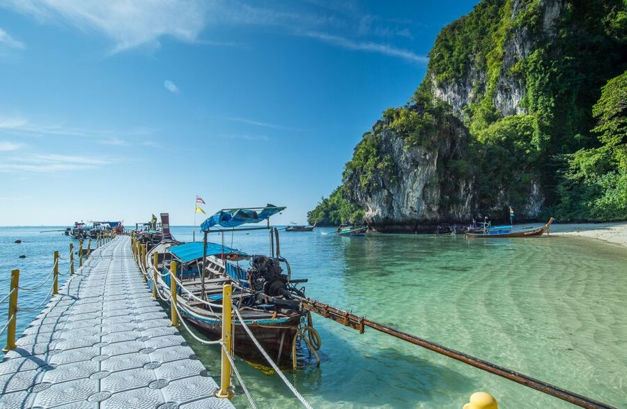 Krabi: Hong Islands Snorkeling with Lunch by Longtail Boat - Guides Can Make a Shared Trip Feel Better