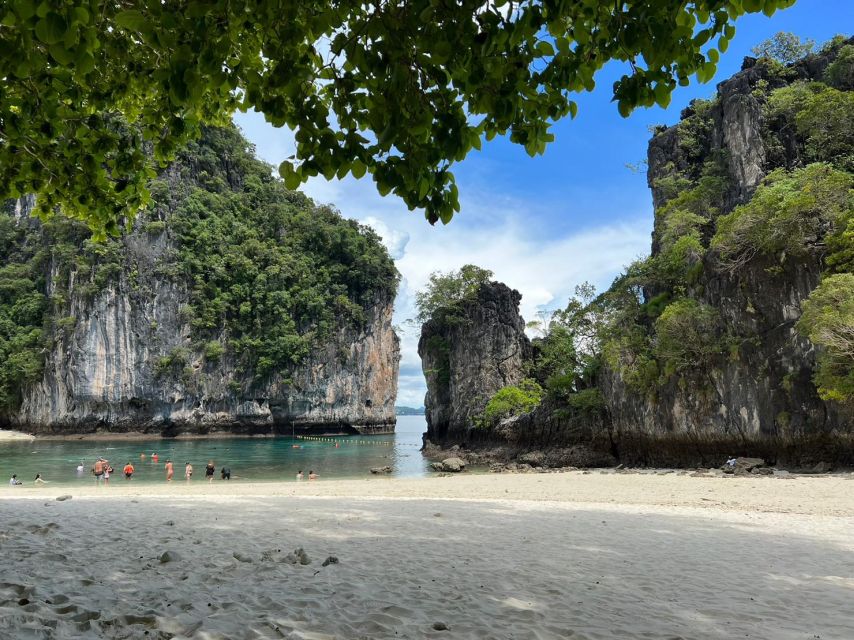 Krabi: Hong Islands Sunset BBQ By Luxury Vintage Boat (JOIN) - Hong Island: beach time with an optional viewpoint