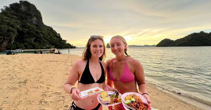Krabi: Hong Islands Sunset BBQ By Luxury Vintage Boat (JOIN) - What the vintage boat adds