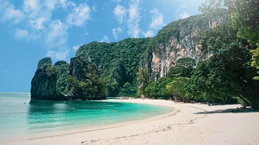 Krabi: Luxury Sunset Cruise to Hong Island Private Tour - Timing, price, and what to bring