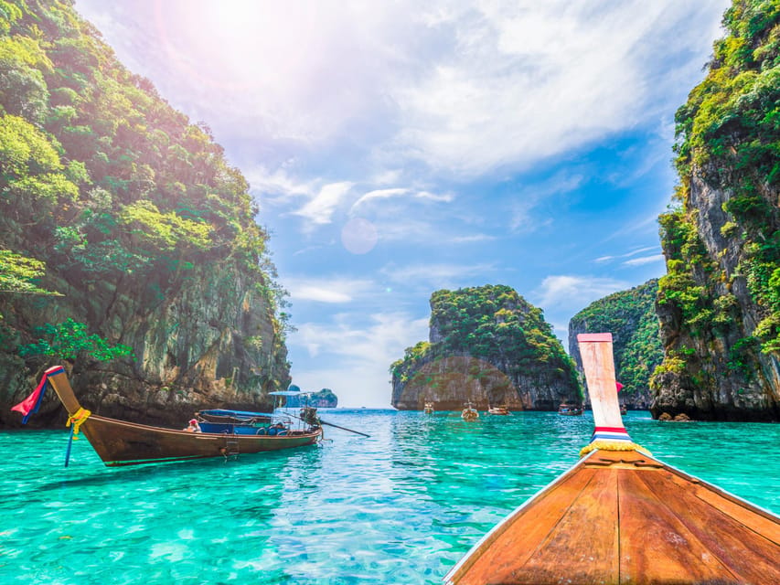 Krabi: Premium 4-Island Day Trip by Longtail Boat with Lunch - What the guide adds to the day
