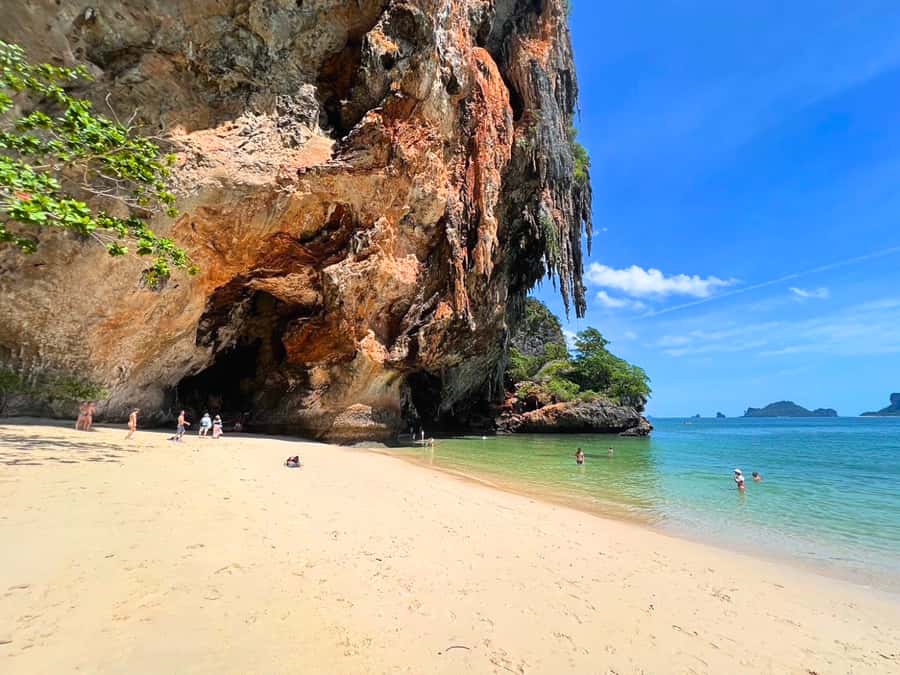 Krabi: Private 4 Islands Longtail Boat Tour With Cave Visit - Who should book this tour