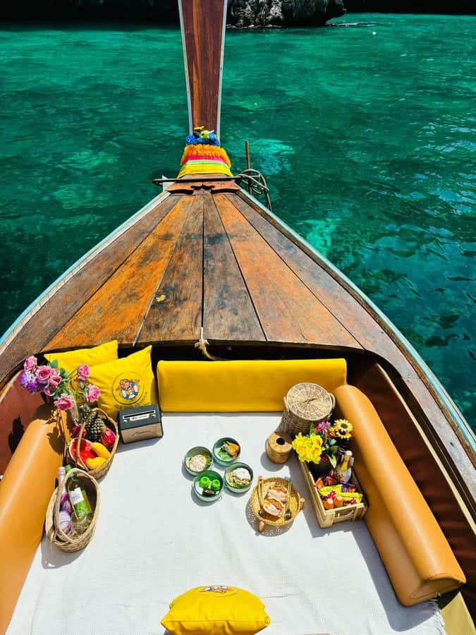 Krabi: Private Long-tail Boat Island Tour - Communication and service on the boat