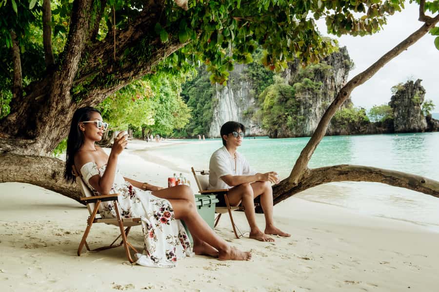 Krabi: Private Luxury Longtail Boat Island Hopping Tour - Who should book this boat?