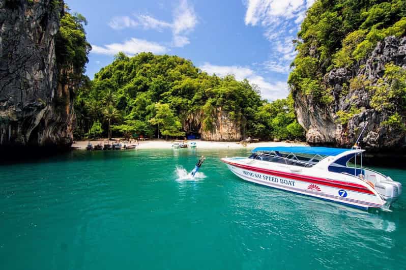 Krabi's Hong Island Speed Boat Blast with 360° Viewpoint - The day begins at Wangsai’s pier