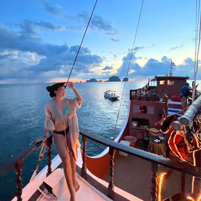Krabi: Wonderful 4 Islands with Sunset Cruising Dinner - What the $110 price includes