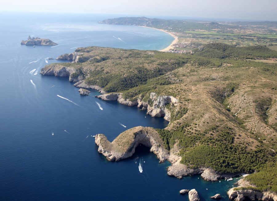 L'Estartit: Boat Trip to the Medes Islands and the NP Caves - Language, guiding, and the style of the outing