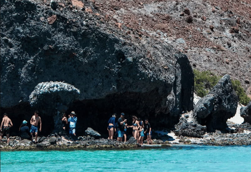 La Paz: Boat ride to Espiritu Santo island and sloop - Key points at a glance