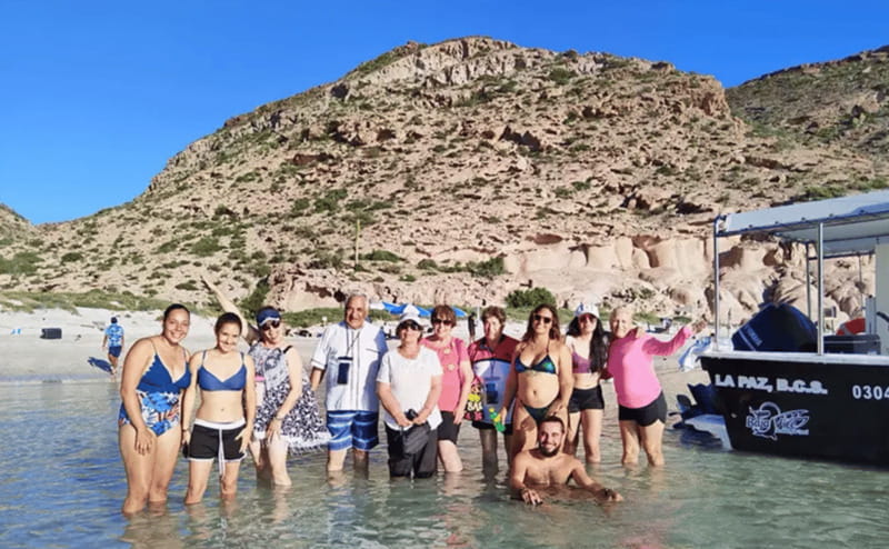La Paz: Boat ride to Espiritu Santo island and sloop - Candelero Bay and La Mascara