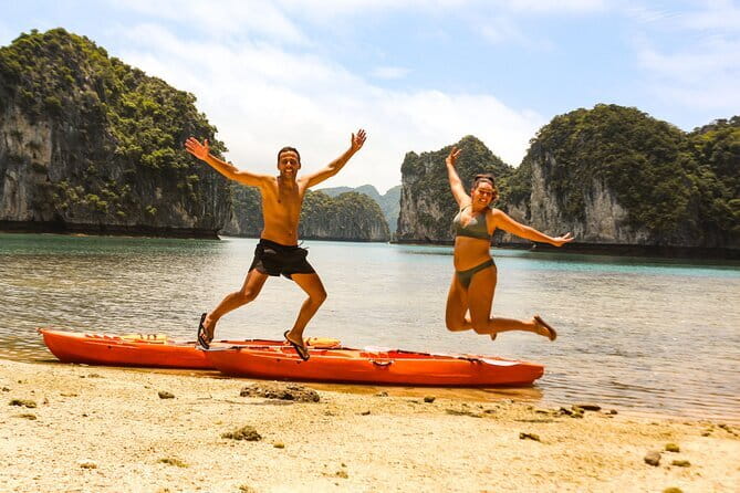 Lan Ha to Ha Long Bay Cruise and Kayaking from Cat Ba Island - What the $32 price really covers