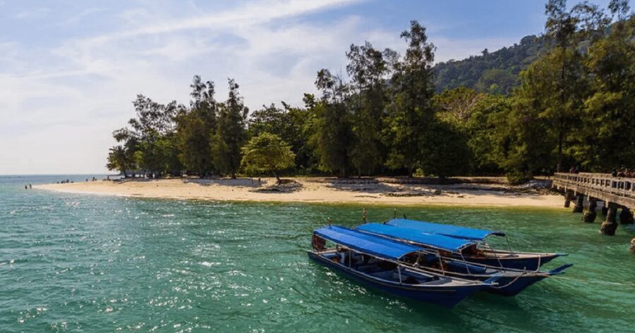 Langkawi: Island Hopping Shared Boat Tour - Who should book this tour