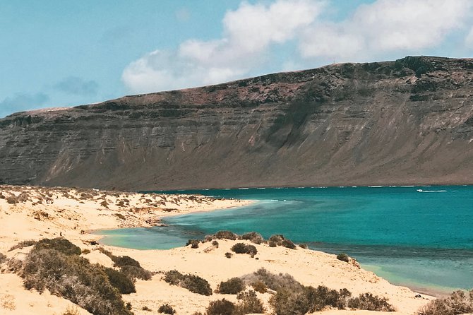 Lanzarote: La Graciosa island cruise with lunch and water activities - What the $77.23 price really covers