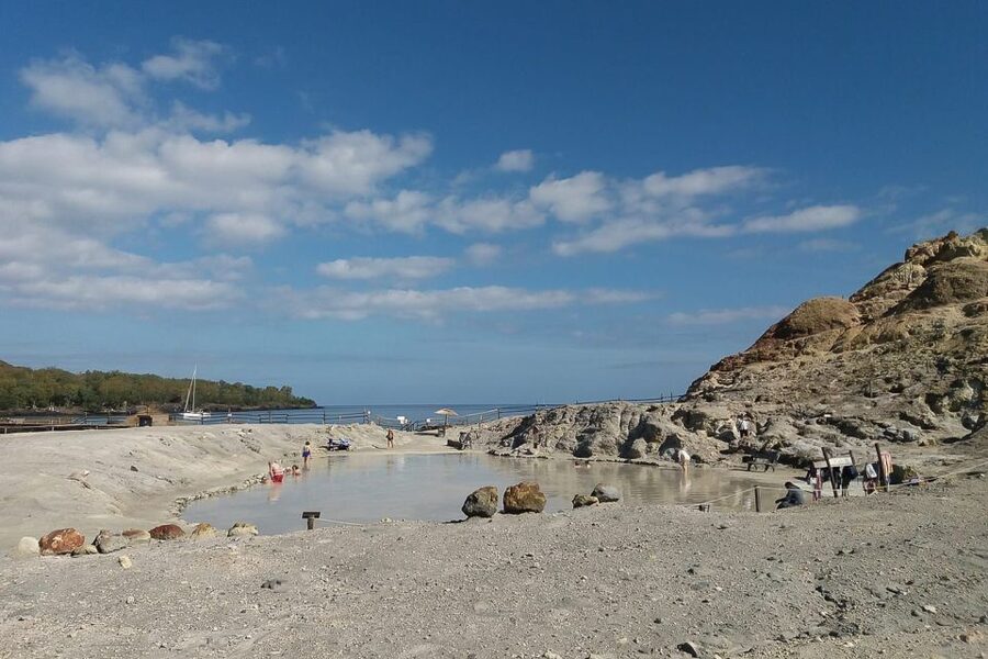 Lipari: Boat Tour of Vulcano Island with Disembarkation Stop - The coastal cruise and Vulcanello Peninsula
