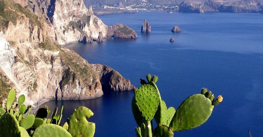 Lipari: Boat Tour of Vulcano Island with Disembarkation Stop - Is $35 a fair price?