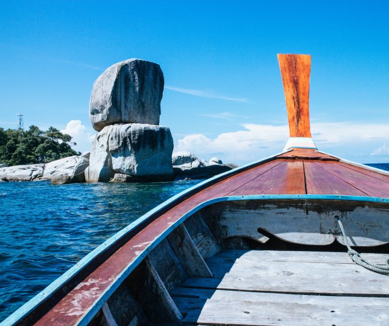 Lipe: Longtail Boat Snorkeling to Outer Islands Program B - Koh Hin Son and the first views of the outer islands