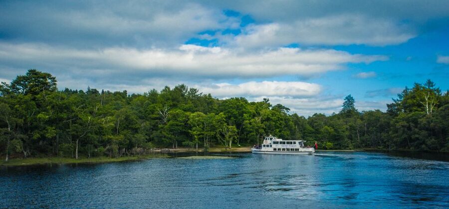 Loch Lomond: Island Discovery 2-Hour Cruise - Making a day of it in Balloch