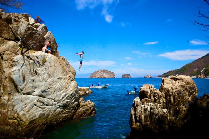 Los Arcos 5 islands Snorkeling Cliff Jumping and Hidden Beach - Why Los Arcos makes a good half-day outing