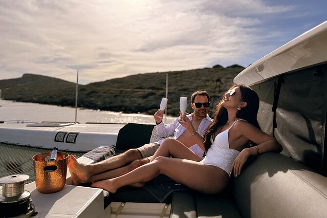 Luxury Catamaran Cruise, Dia Island –Open Bar & Lunch -Top Rated! - Leaving Heraklion for a quieter Cretan coast