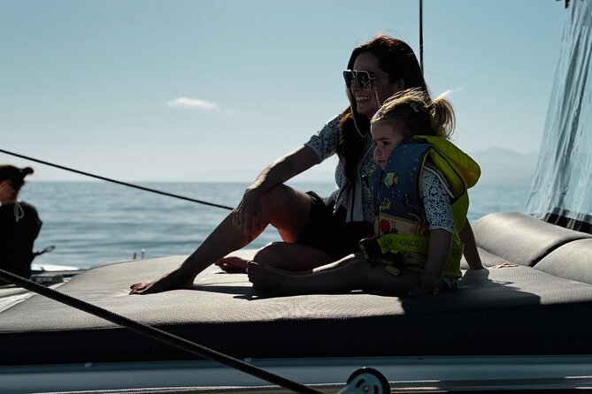 Luxury Catamaran Cruise, Dia Island –Open Bar & Lunch -Top Rated! - Three hours in Dia’s peaceful bay