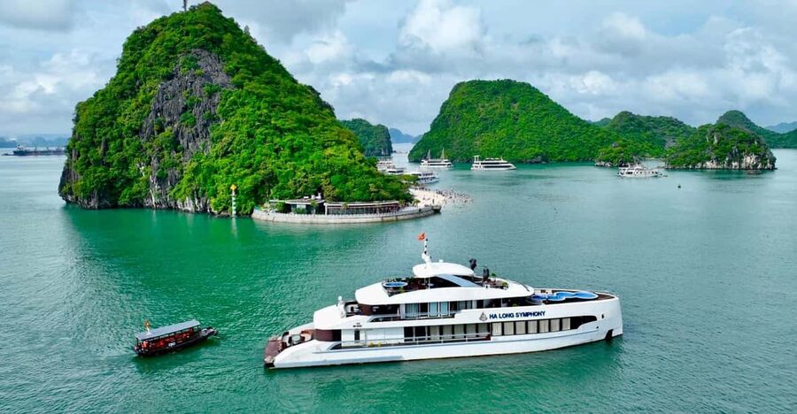 Luxury Ha Long Symphony Day Cruise With Lunch, Cave & Island - Cruising past Ha Long Bay’s limestone towers